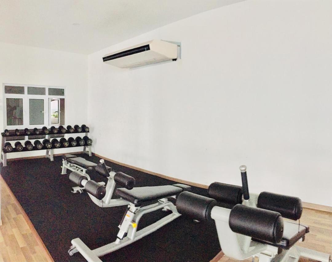 Ezhome Mesahill Nilai Esterno foto