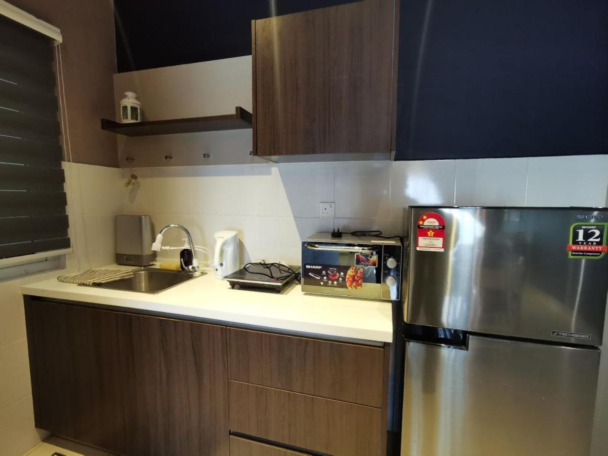 Ezhome Mesahill Nilai Esterno foto