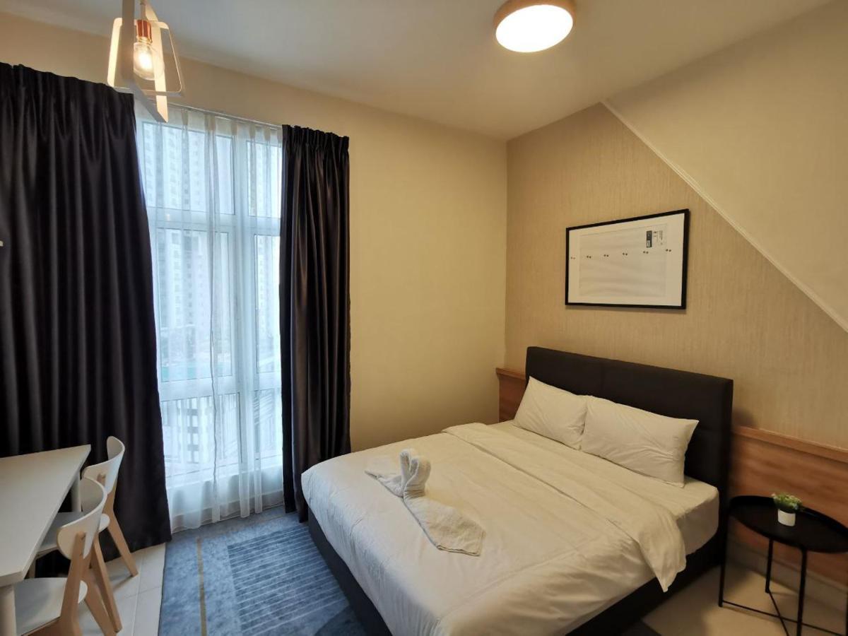 Ezhome Mesahill Nilai Esterno foto