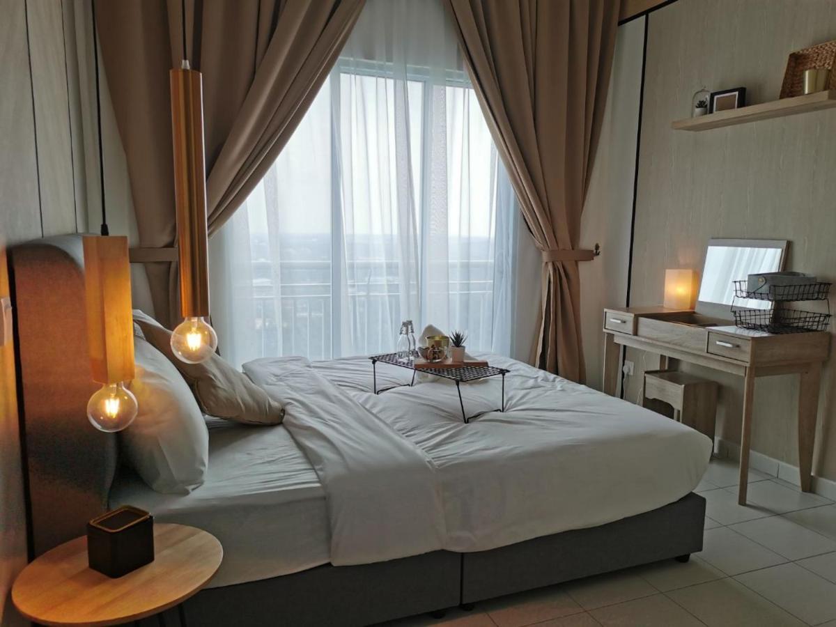 Ezhome Mesahill Nilai Esterno foto