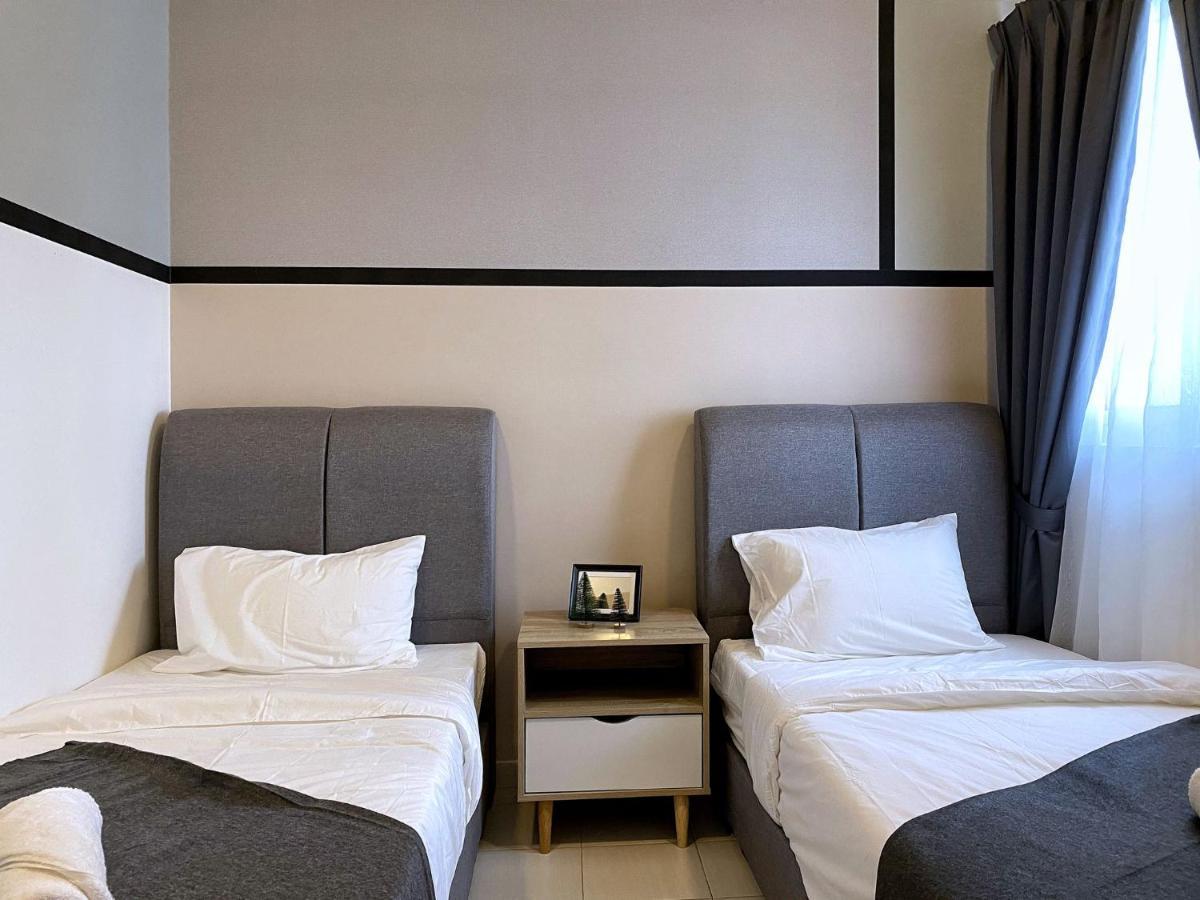 Ezhome Mesahill Nilai Esterno foto