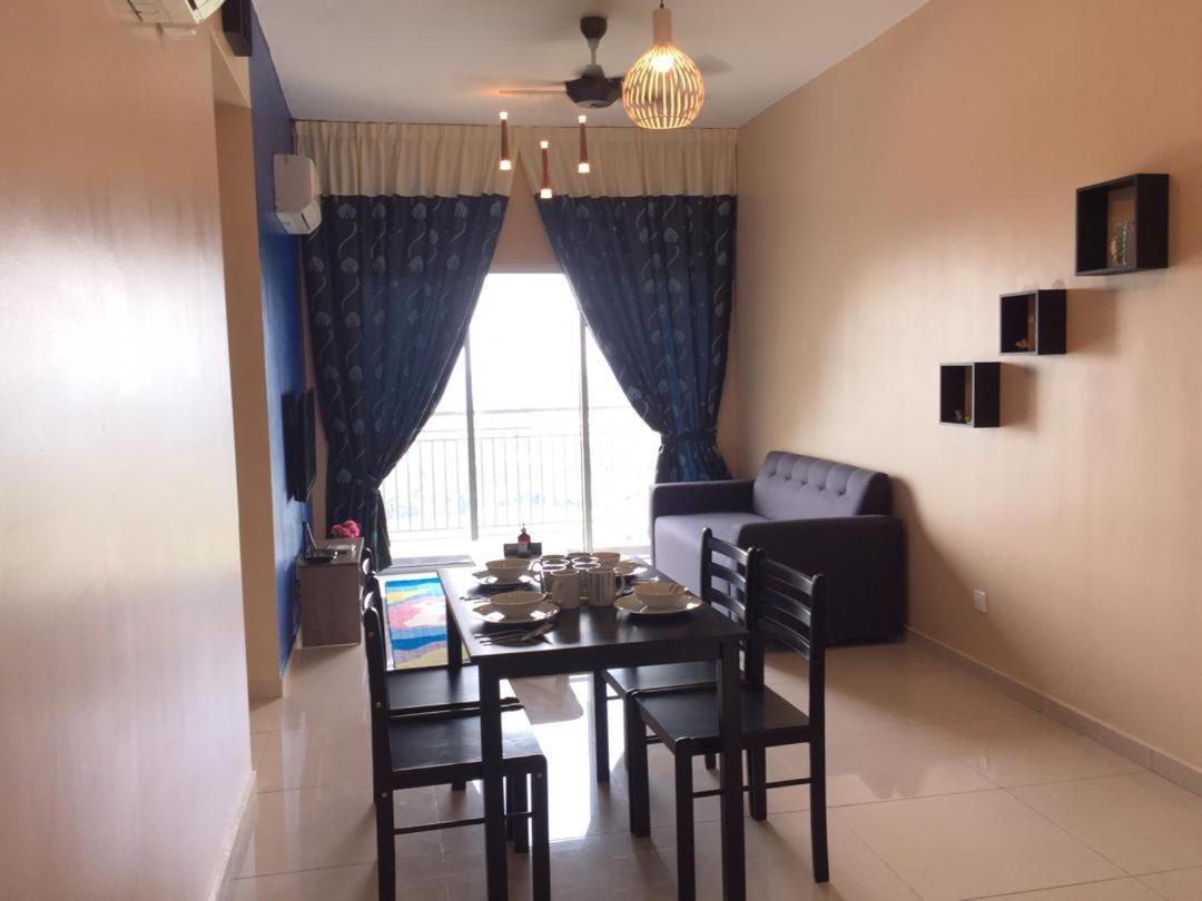Ezhome Mesahill Nilai Esterno foto