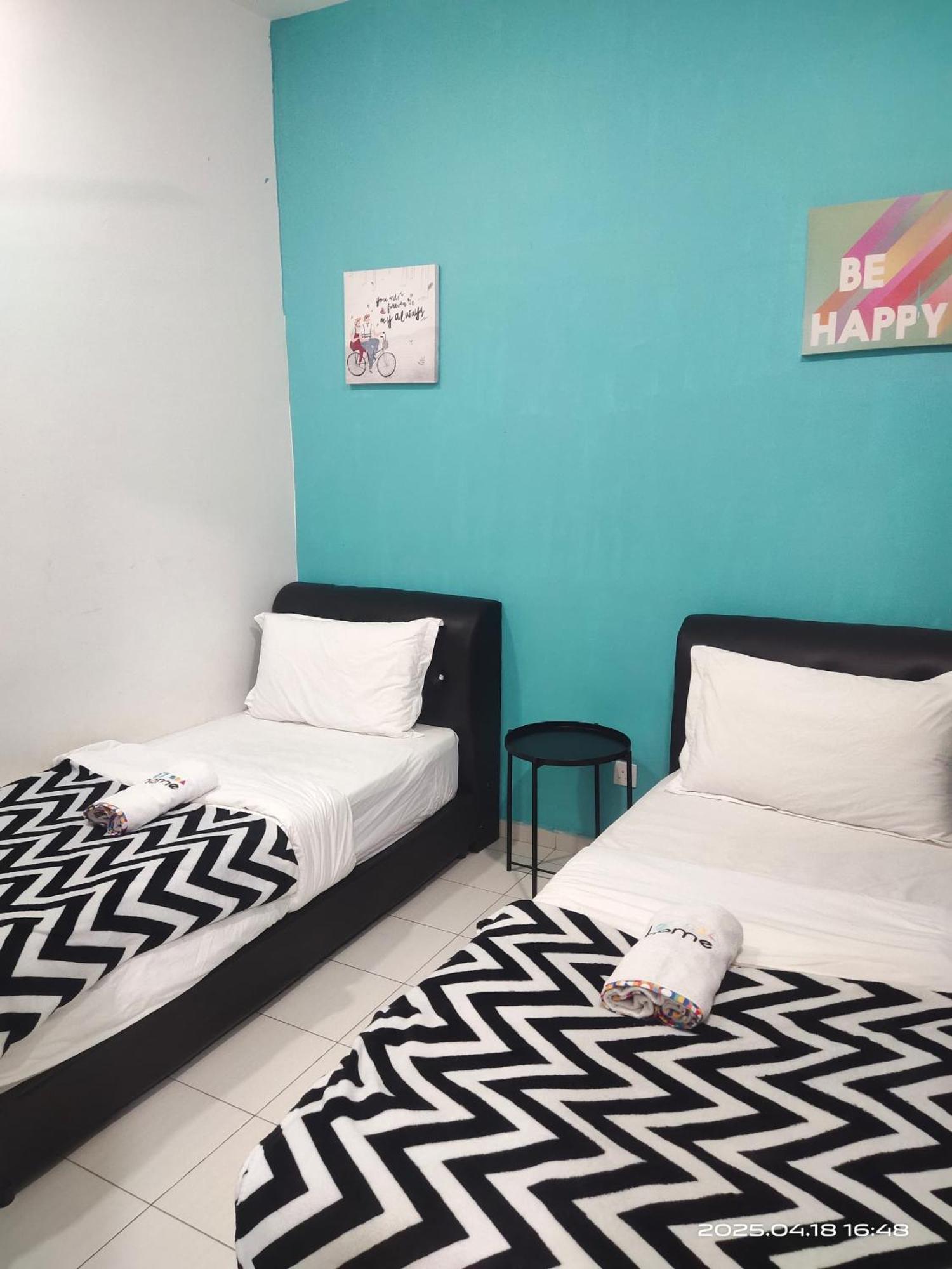 Ezhome Mesahill Nilai Esterno foto